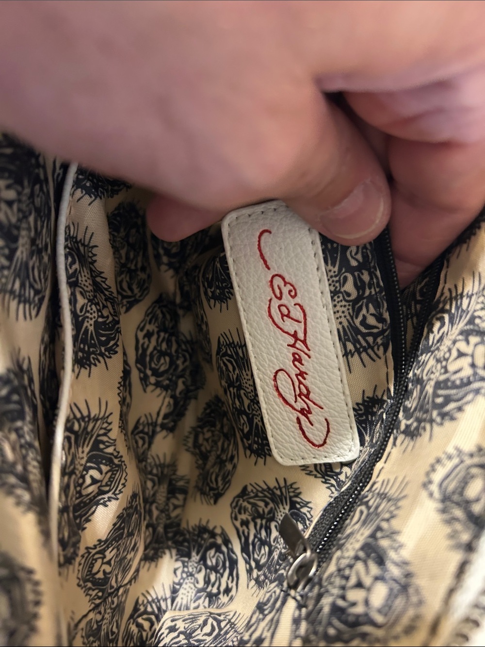 Ed Hardy White and Red Tattoo Skull Shoulder Bag - Picture 7 of 7